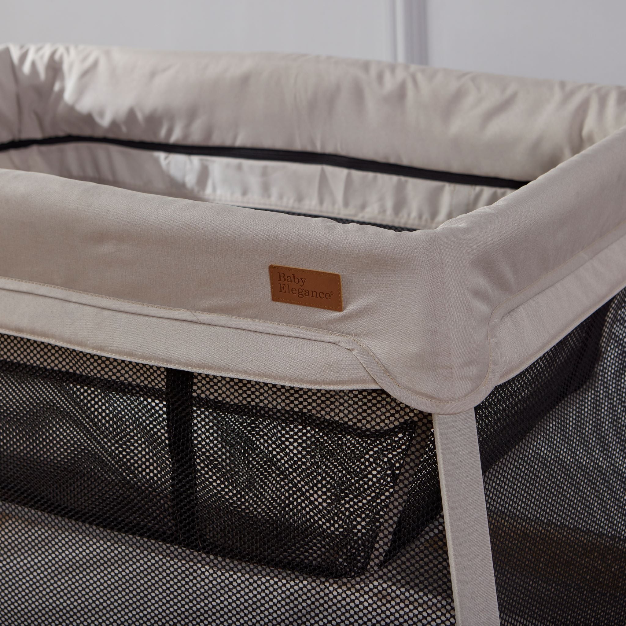 Air2 Travel Cot