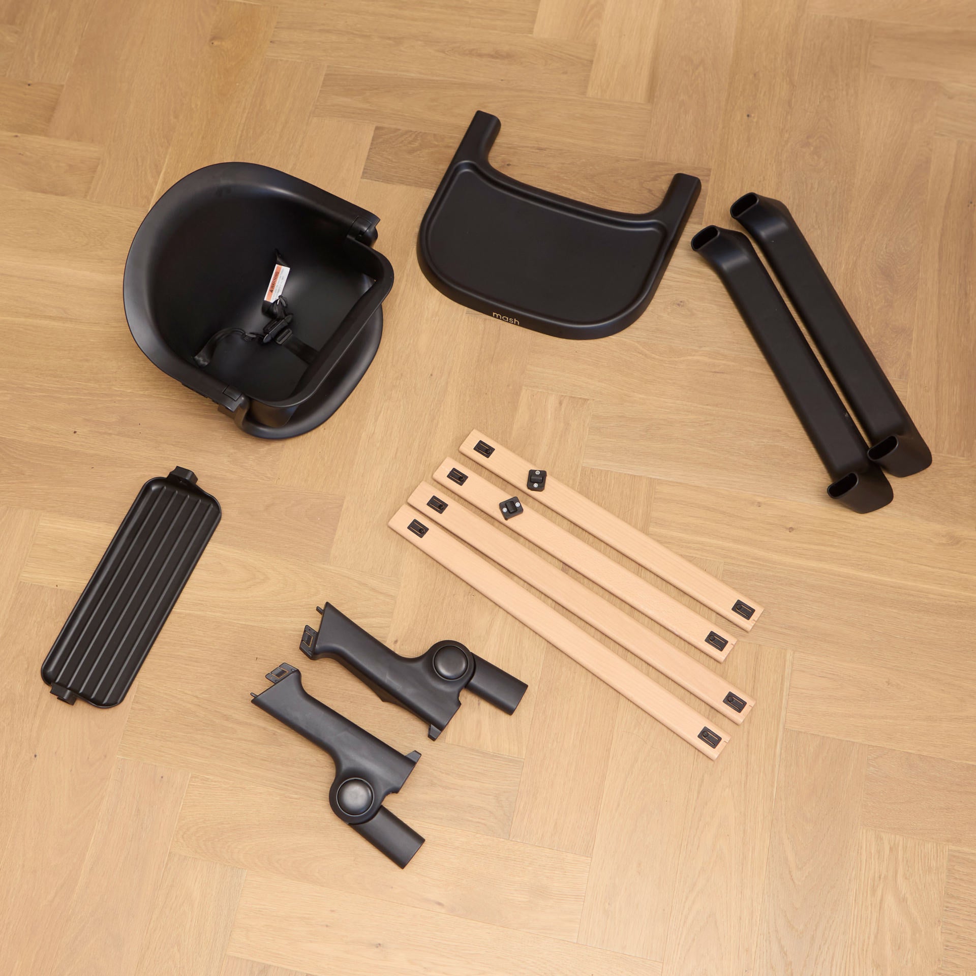Mash High Chair &amp; Newborn Seat - Black